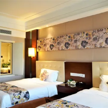 Yonghaoyuan Hotel Отели рядом с достопримечательностью «Luoding Jiangbin Park»