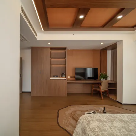 The Beauty of The East Courtyard Home stay (the Taihu Lake Hengshan Island Store)