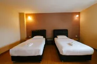 Triple Trees Hotel Hotel a Lam Luk Ka
