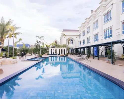 Erawan Phangnga Hotel, Natai Beach Hotels in Takua Thung