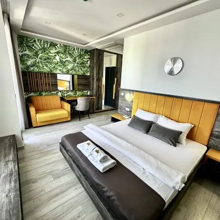 Hotel Del Medio