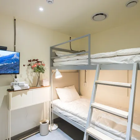 NOMAD hostel