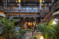 Lijiang Ancient Town and Road Inn (Sifang Street, Mufu, Dayan Ancient Town) のホテル