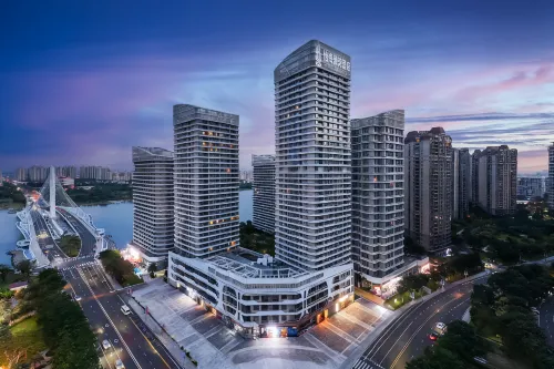 Yihai Lanwan Hotel (Haihua Island Lanwan Branch)