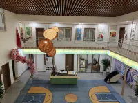 Bianyunyao Homestay (Baicheng Railway Station Songcheng Road Station) Hotels in Kaifeng station area