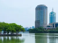 海天滙飯店（南昌火炬廣場地鐵站店） 梁湾附近的飯店