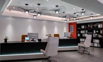 Yinmingyue Boutique Garden Hotel