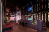 IS Chang E-sport Hotel (Wuyi Square IFS International Financial Center) - Esports