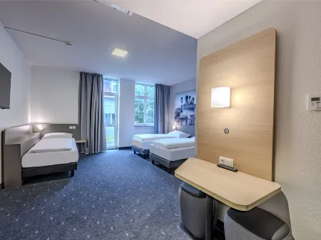 B&B HOTEL Passau-Süd Отели рядом с достопримечательностью «Кафедральный собор Святого Стефана»