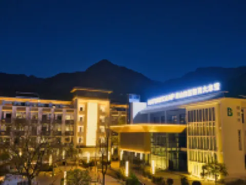 Minshan Nature Education Base Camp Hotéis em Pingwu