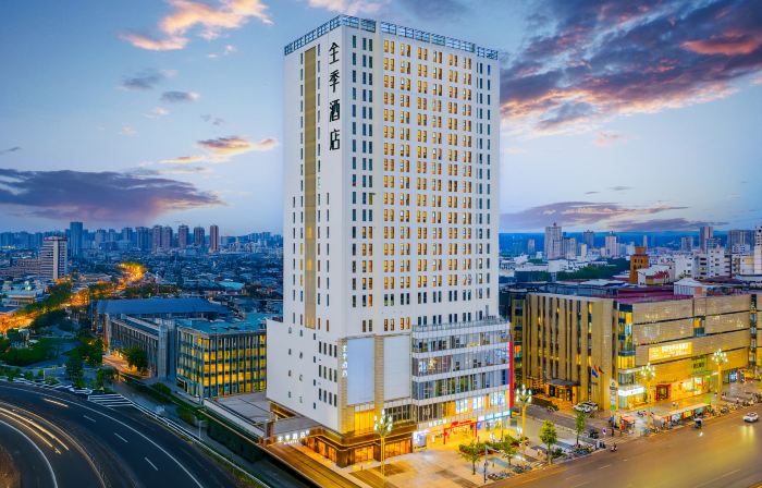 JI Hotel (Deyang Temple of Literature Square Branch)