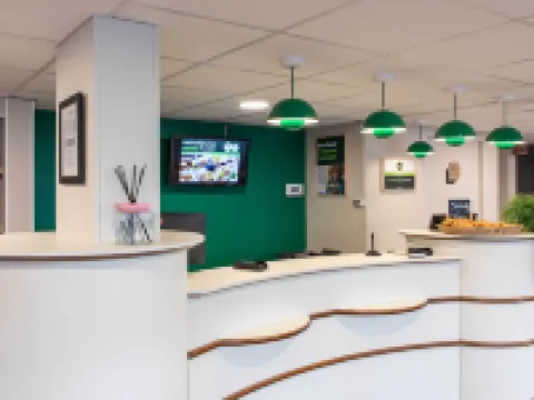 B&B HOTEL Lourdes Centre Gare 3 étoiles Hotels in Hautes-Pyrenees