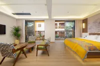 Zhuying Qinghui Resort Hotel - Airport Shuttle