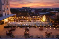 Maestro Hotel Pontianak Hotéis em 