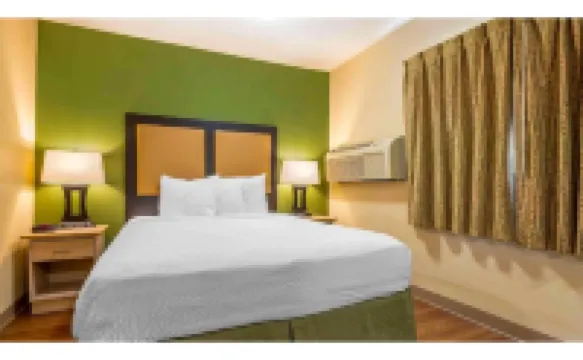 Studio 6 Extended stay Indianapolis, IN - North Carmel