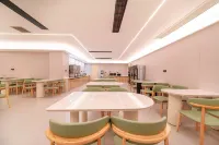 Liuzhou Xingyue Yunqi Hotel (High-Speed Rail Station Five-Star Walking Street Branch) - فطور
