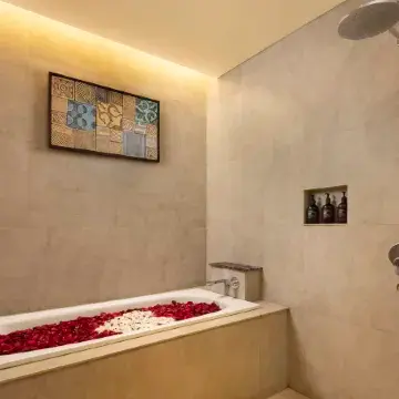 Sanctoo Suites & Villas Отели рядом с достопримечательностью «Green Village»