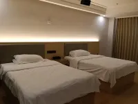 未來侶程飯店（臨泉雲頂萬象裡文創街區店）