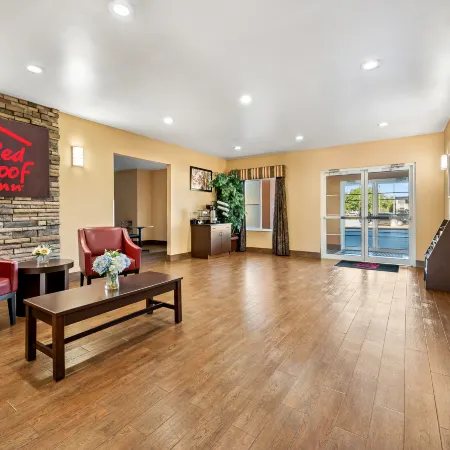 Red Roof Inn & Suites Houma
