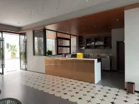 Yunjing Bopan Hotel (Panzhou Donghu Park Hongguo Small Square Branch) - breakfast