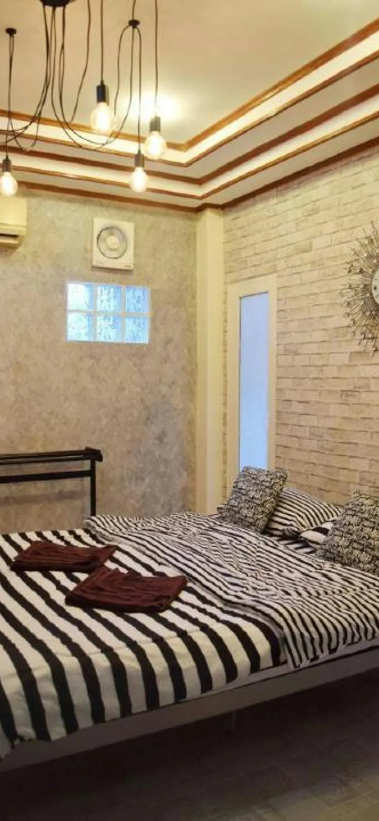 ห้องซูพีเรียร์ เตียงใหญ่ 1 เตียง