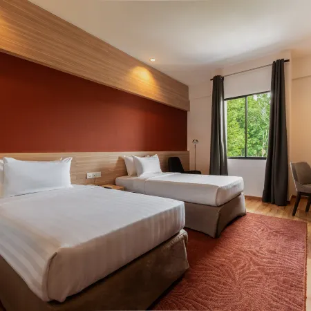The Palace Hotel Kota Kinabalu Отели рядом с достопримечательностью «Торговый центр Oceanus Waterfront Mall»