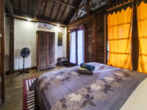 The Lavana Villa Honey