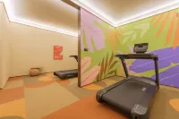 Orange Dandong Railway StationYalujiang Hotel - ที่มีฟิตเนส