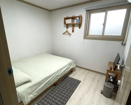 Jeonju Danaharu Guesthouse โรงแรมใกล้สวนดากา