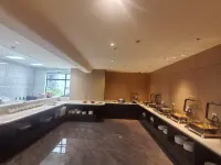 SUPERIOR  HOTEL