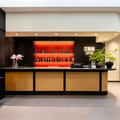 Aaliyah Hotel Nanluoguxiang Wang Fu Jing Forbidden City Snack Street Hotels near Shichahai Area