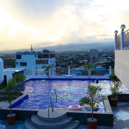 Stylish 1 Bedroom Unit at White Tower in the heart of Angeles City