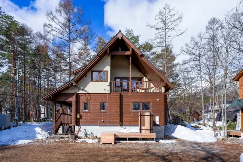 Up to 11 guests, ski base near Hakuba Echoland with BBQ — COCO VILLA Hakuba 02 - 4-Star