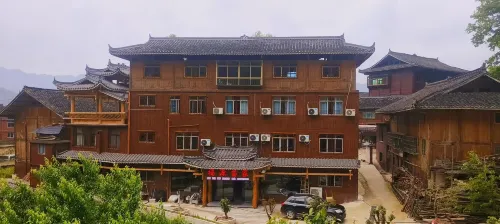 xijiang Longtang Fuyuan Miao Family Homestay