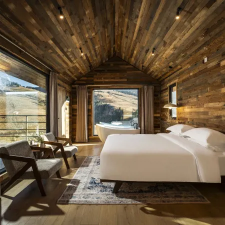 Kalajun Kunmi Licheng Mingyu Wild Luxury Campsite