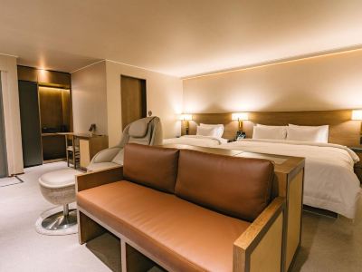 Gunsan Mansion Bridge Hotel