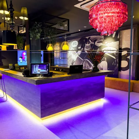 BonBon Hotel
