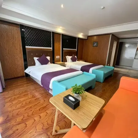 Muma Xingcheng Hotel (Xining Railway Station Xinqian Plaza)