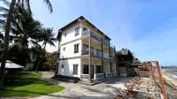 SUNSHINE BEACH RESORT - Beach