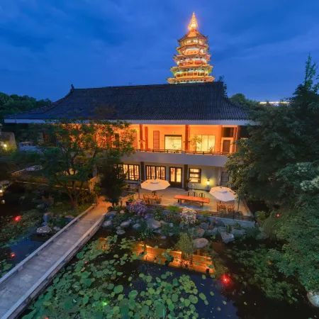 Lotus Yard Zen Hotel
