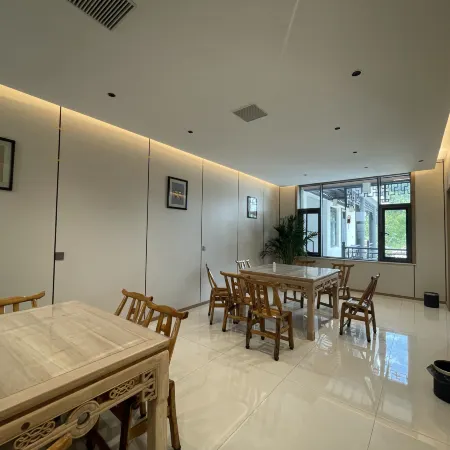 Qiyun Mountain House Homestay