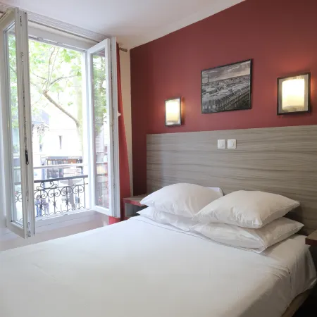 Hipotel Paris Gambetta République Отели рядом с достопримечательностью «20-й округ: Менилмонтан»