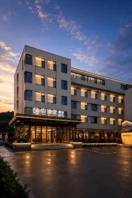 No. 16 Qingnian Road, China/Shandong/Zibo/Zhoucun District/China - Pet friendly