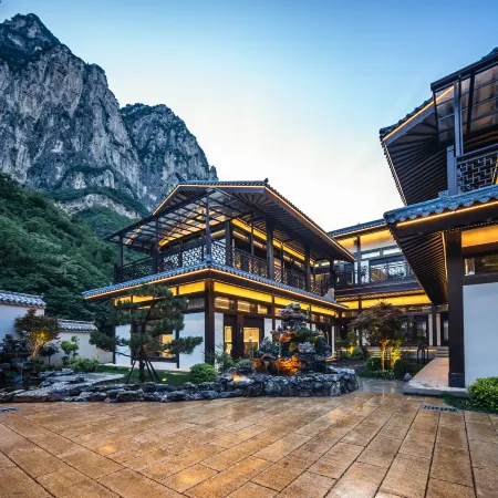 Maple Grove Inn (Baquanxia Store)
