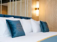 رويال هايدواي كازابلانكا Hotels near معارف