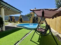 Yushe Chalet · Homestay - Yüzme Havuzu