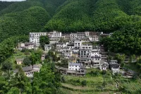 Bamboo Fragrance · Half-Abode by the Mountain Guesthouse - Pysäköinti