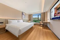 Starway Hotel (Xinjiang Urumqi Chenghang Mansion Self-Driving Camp) - พร้อมWifi