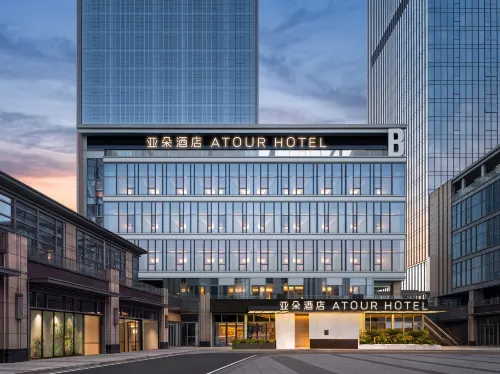 Nanjing Olympic Sports Center Financial City Atour Hotel - parking