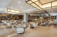 The Royal Alana Yogyakarta Hotel & Convention Center - Balkon